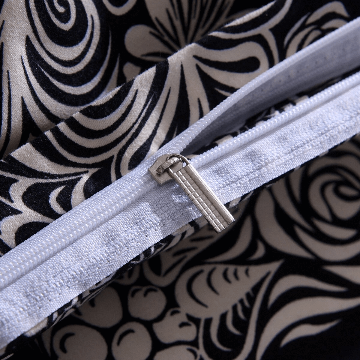 Black Color Duvet Cover With Luxury Sugar Skull / Beddings and Sets For Bed King Size 3D