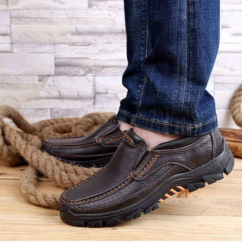 Classic Men's Genuine Leather Loafers / Casual Male Shoes / Alternative style footwear