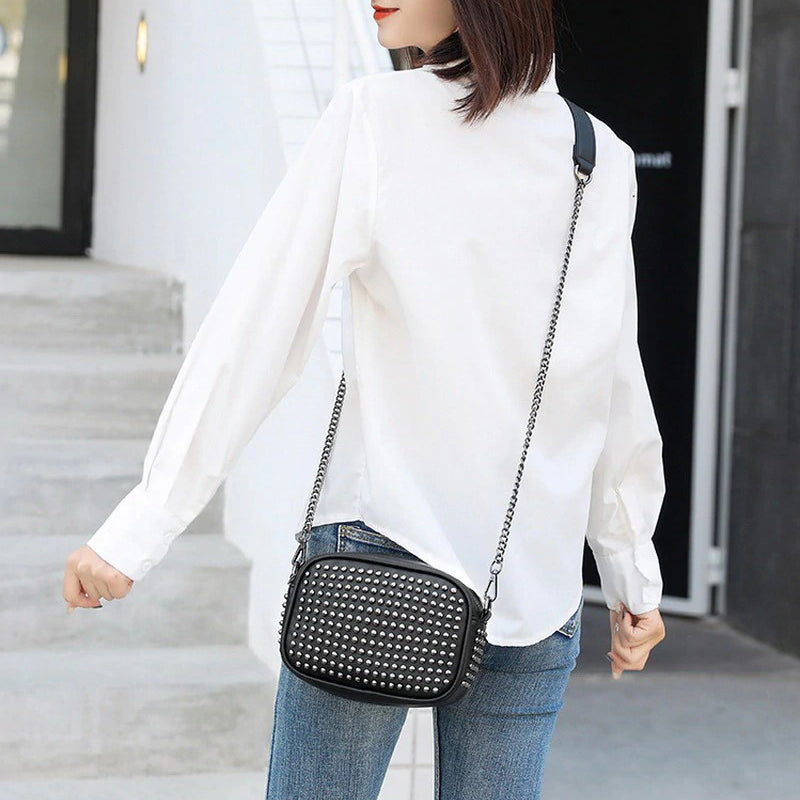 Female Small Messenger Vintage Bags / Rivet Shoulder Bags for Ladies / Chain Crossbody Bag