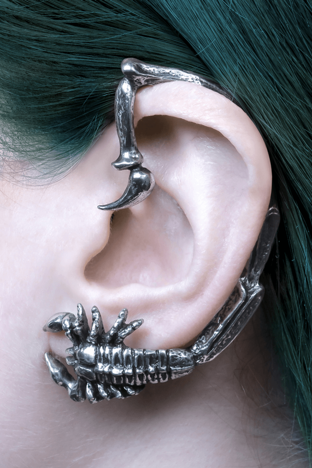 Silver Gothic Scorpion Earwrap with Detailed Claw Design