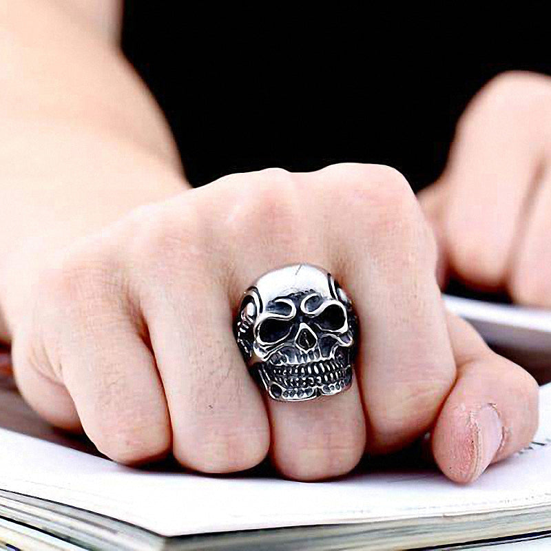 Alternative Fashion Big Tripple Skull Ring / Rock Style Stainless Steel Biker Jewelry