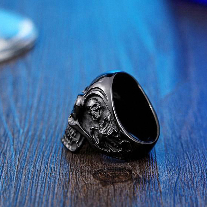 Alternative Fashion Big Tripple Skull Ring / Rock Style Stainless Steel Biker Jewelry