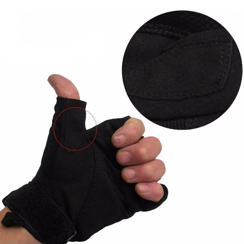 Army Men Tactical Gloves / Sports Half Finger Military Combat Anti-Slip Carbon Fiber Shell Rock
