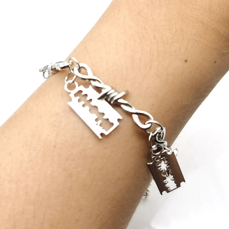 Barbed Wire With Four Blades Zinc Alloy Bracelets / Men's And Women's Gothic Jewelry