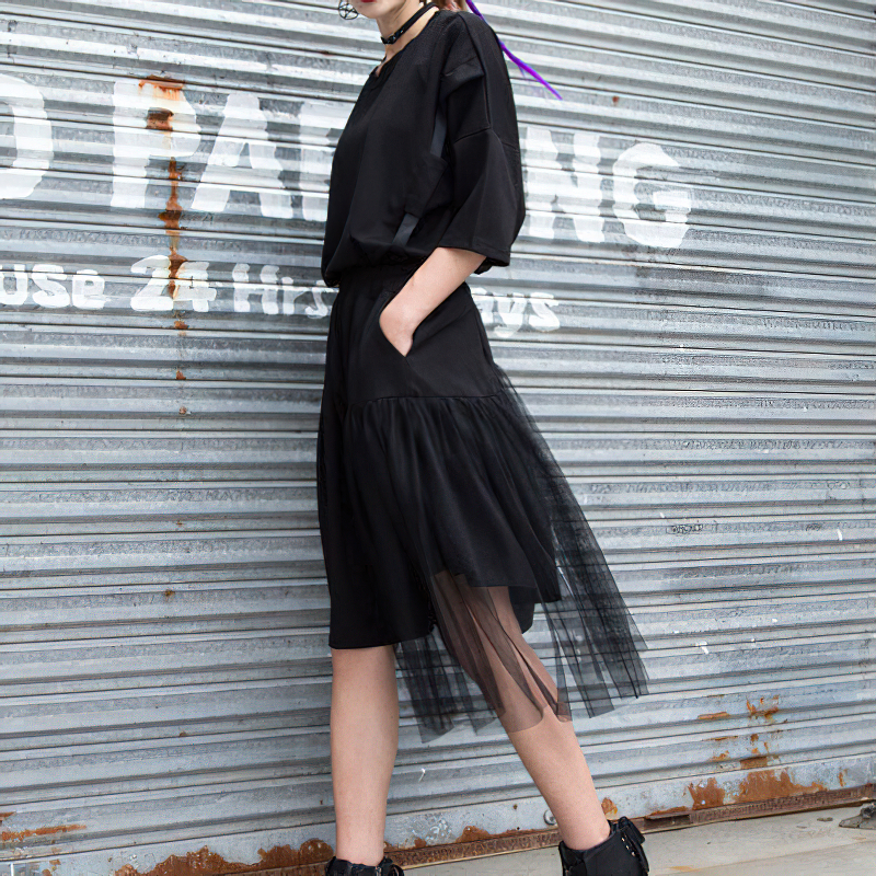 Black Irregular Half Length Trousers With High Elastic Waist / Women's Mesh Loose Fit Shorts