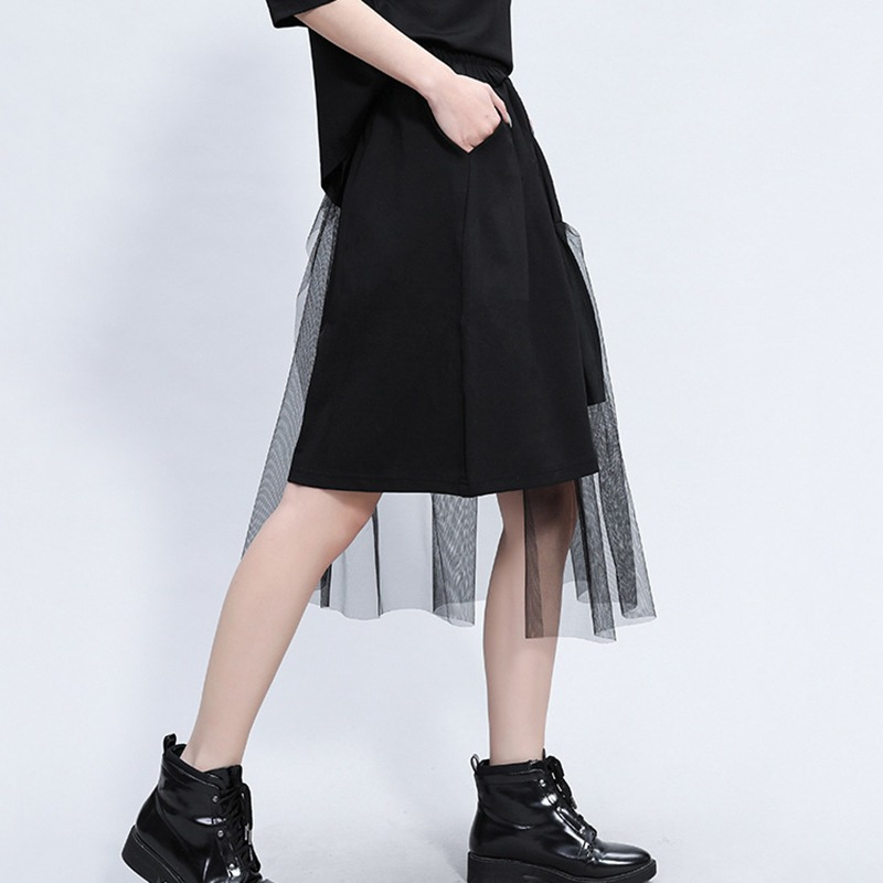 Black Irregular Half Length Trousers With High Elastic Waist / Women's Mesh Loose Fit Shorts