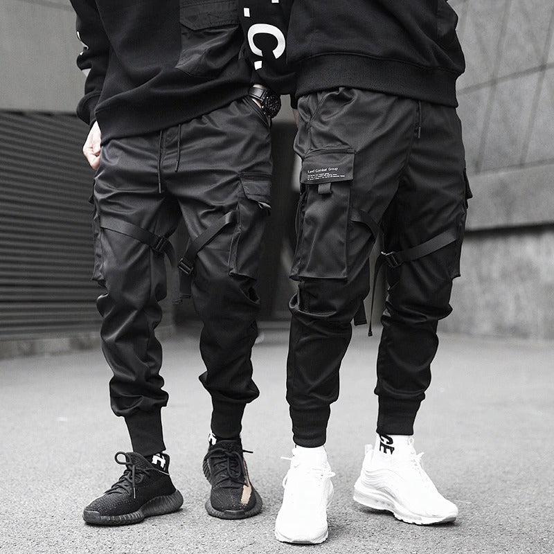 Black Men's Cargo Pants With Ribbons / Print-Pocket Joggers