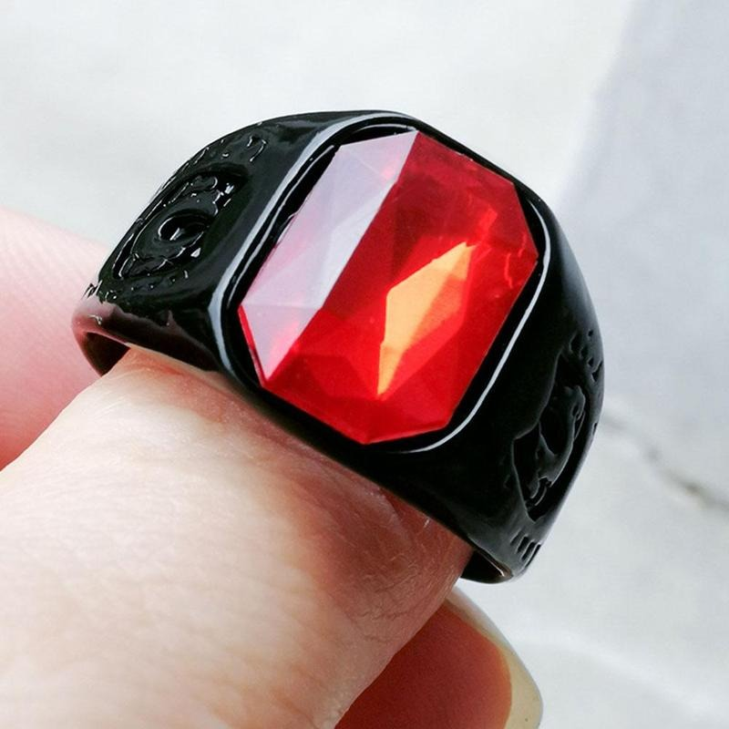 Black Stainless Steel Ring With Red Jewelry Glass / Cool Men's And Women's Finger Accessories