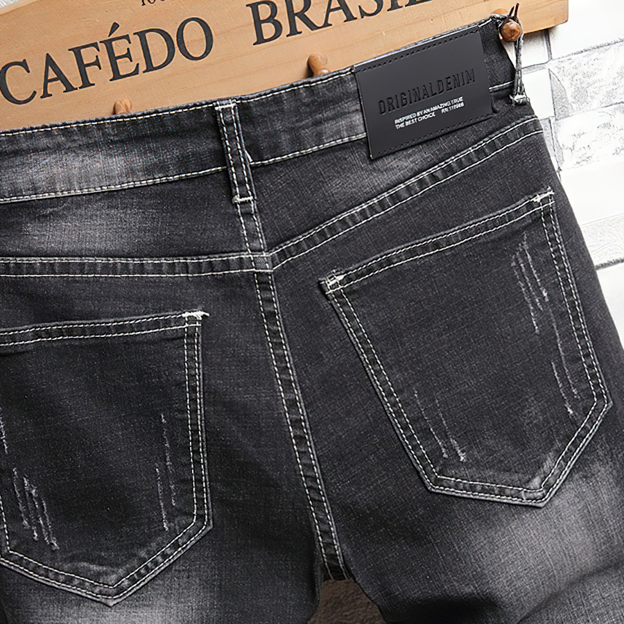 Casual Embroidery Denim Shorts for Men / Cool Knee Length Jeans Shorts