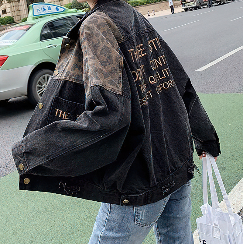 Casual Female Denim Jacket With Leopard Embroidery / Alternative Women's Clothing