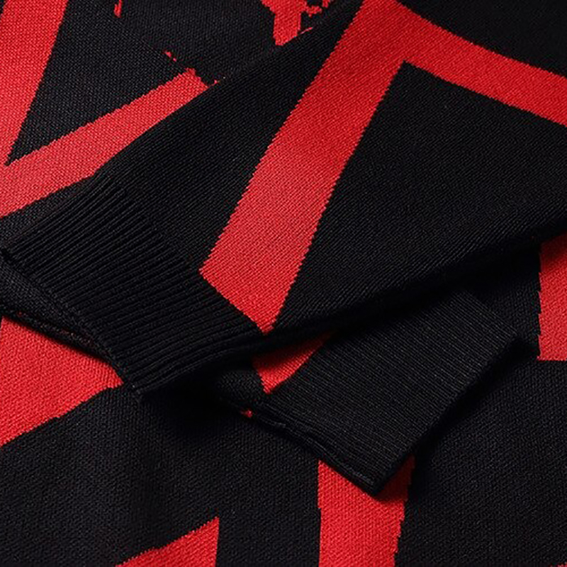 Casual Knitting Hoody with Skull Print / Vintage Men's Oversize Sweatshirt