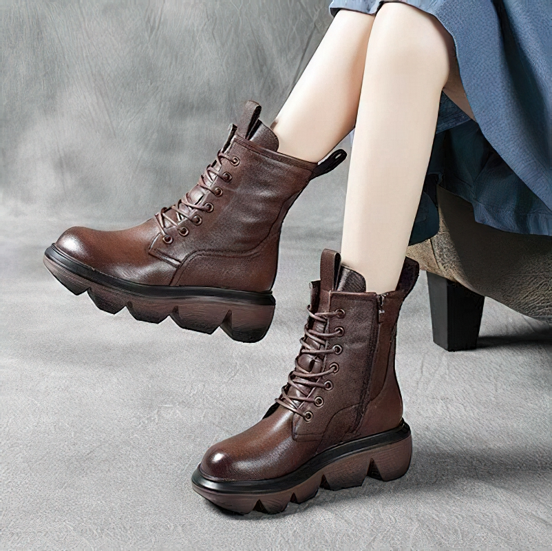 Casual Women's Stylish Boots Of Genuine Leather / Short Warm Footwear Of Thick-Soled