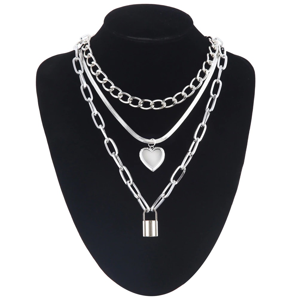 Chain Necklace with Heart for Women / Fashion Aesthetic Layered Necklace