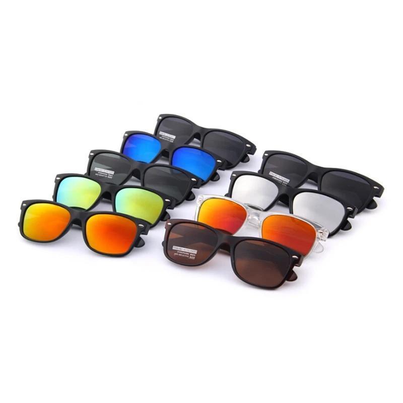 Classic Retro Polarized Sunglasses / UV400 Protection Rivet Shades