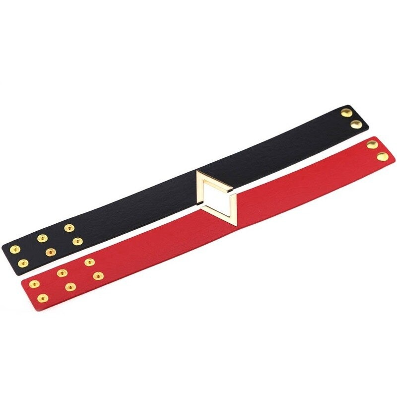 Cool Leather Collar Bondage Harness with V Metal / Handmade Oversized Punk Chockers