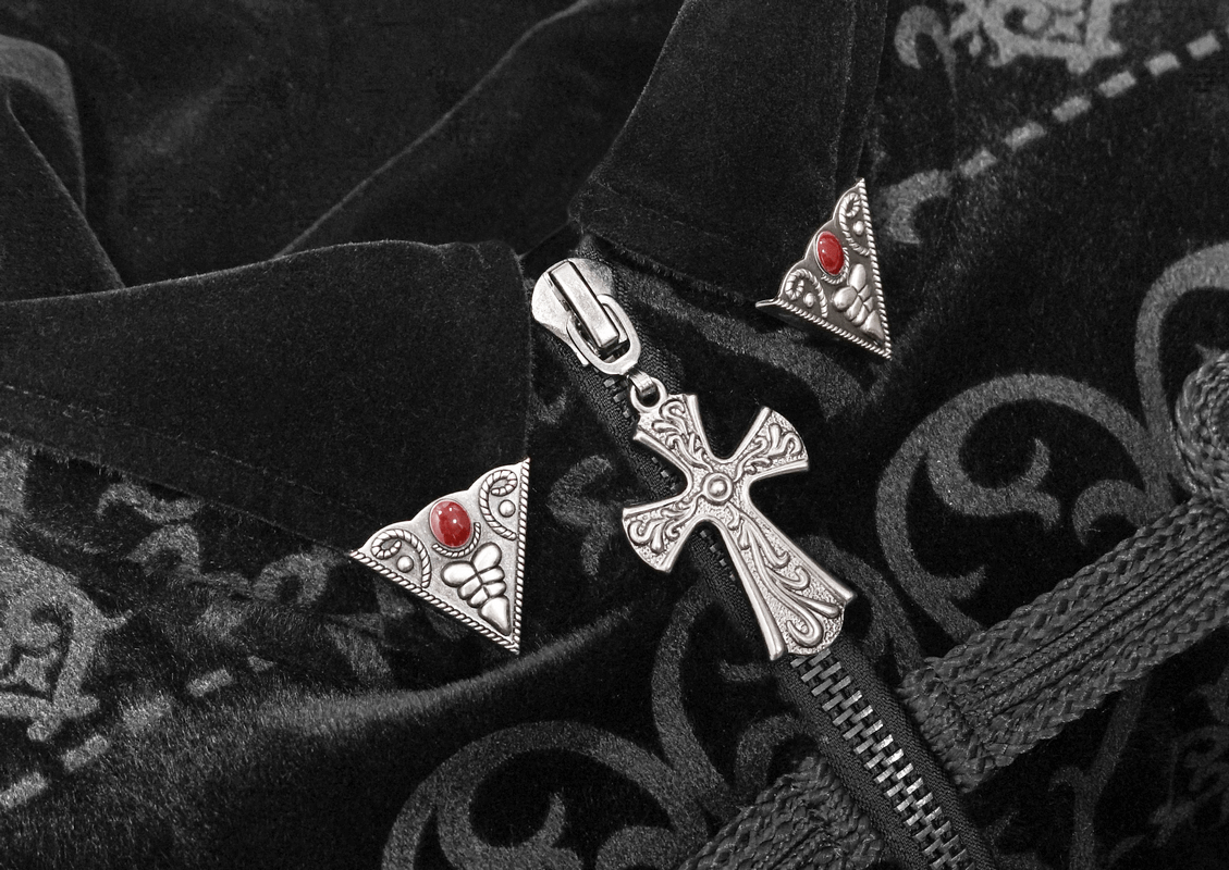 Elegant Black Coat with Pointed Shoulders / Gothic Style Applique Coat with Engraved Buttons