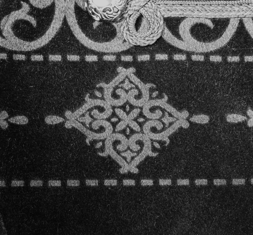 Elegant Black Coat with Pointed Shoulders / Gothic Style Applique Coat with Engraved Buttons