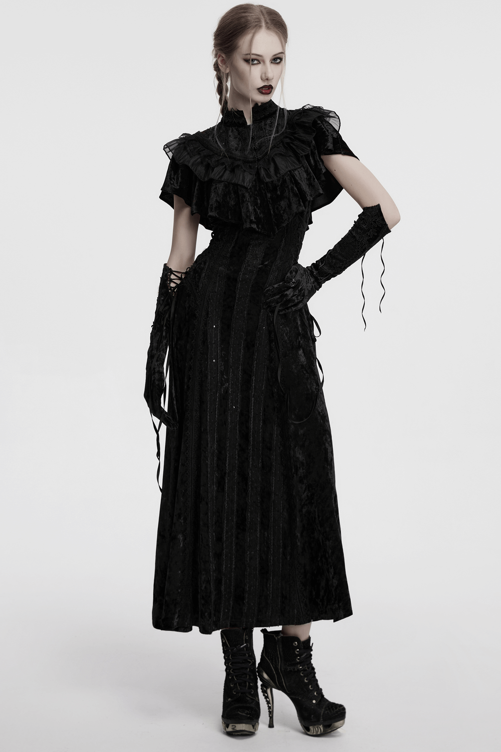 Elegant Embroidered Goth Cape with Retro Lace Design
