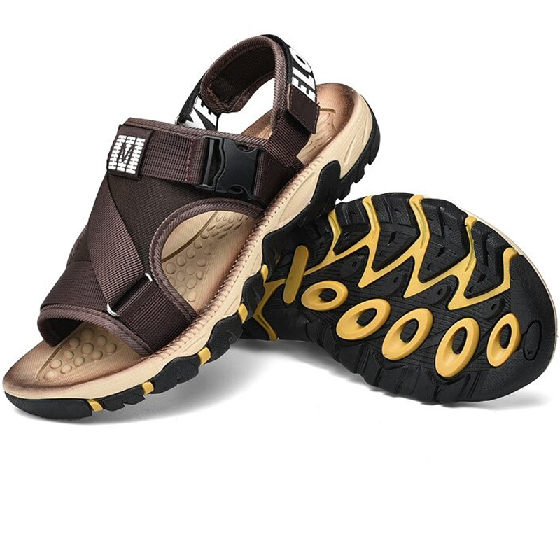 CLEARANCE / Fashion Anti-skid Men's Sandals / Light Mesh Sandals / Breathable Shoes with Strap