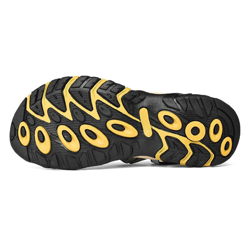 CLEARANCE / Fashion Anti-skid Men's Sandals / Light Mesh Sandals / Breathable Shoes with Strap