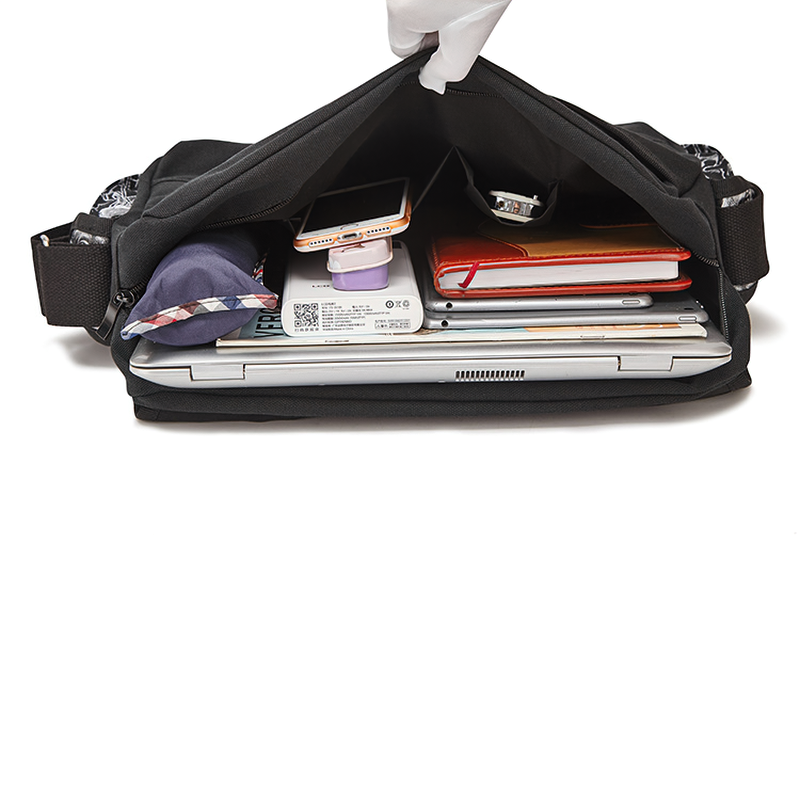 Fashion Black Gothic Shoulder Bag For Women / Brand Rivet Patchwork Handbags