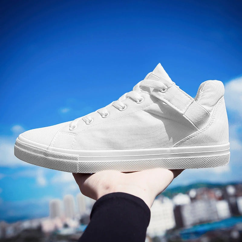 Fashion Breathable Men's Casual Sneakers / Cool Street Classic Canvas Shoes