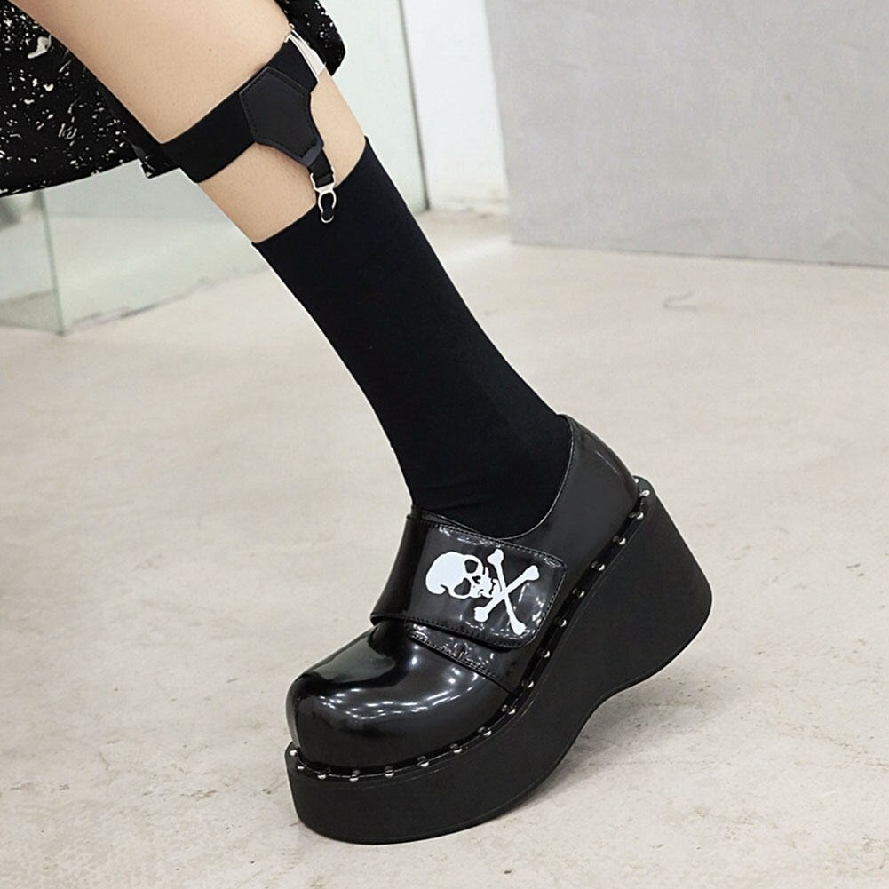 Fashion Gothic Platform Shoes / Women's Pumps Light Leather with Hook Loop