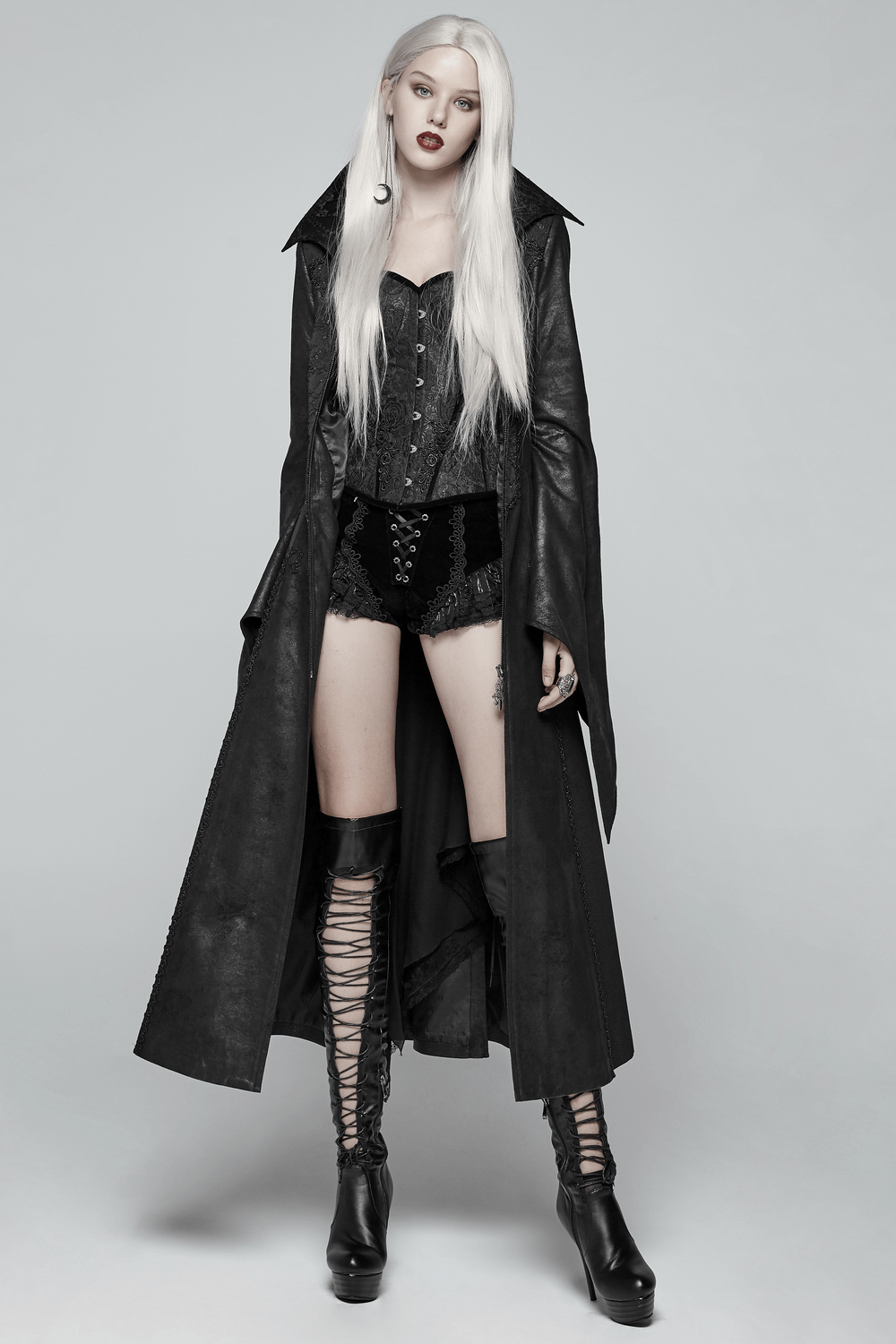 Female Lace-Trimmed Gothic Shorts with Swallow Tail