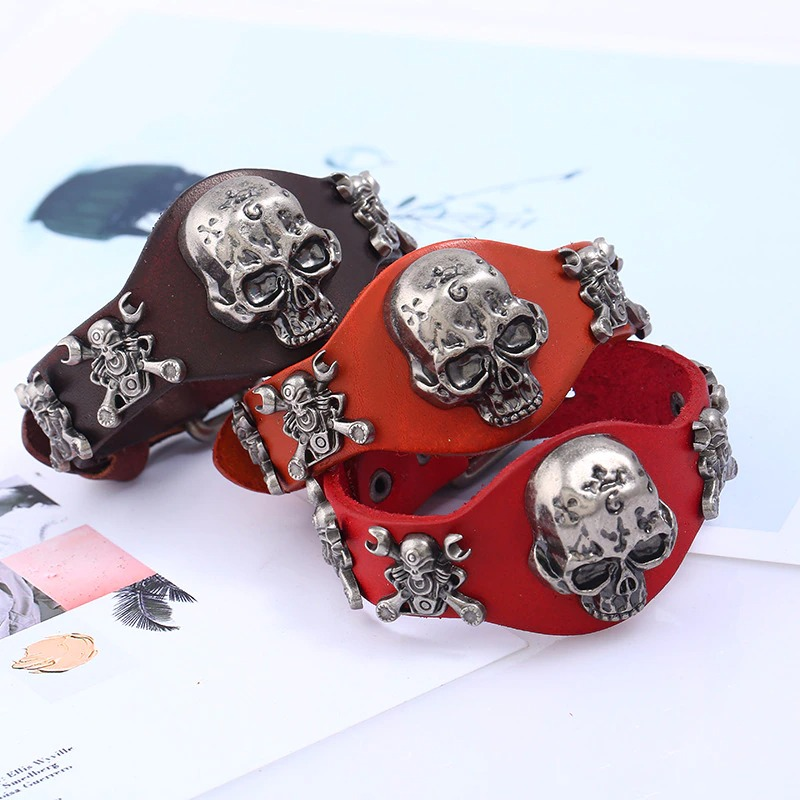 Gothic Genuine Leather Belt Buckle Bracelet for Women and Men / Unisex Bracelets with Skull