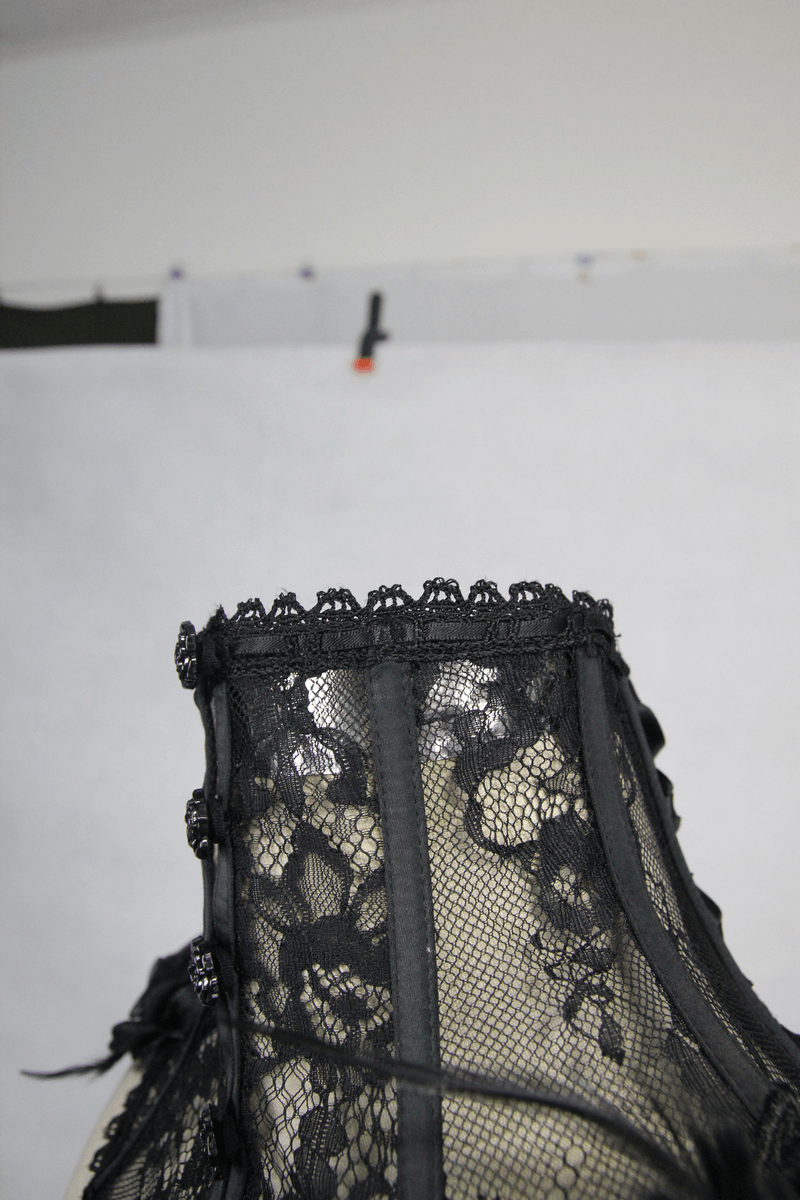 Gothic Lace Flower Collar / Women's High Collar with Decorative Applications