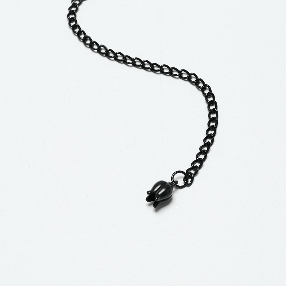 Gothic Rose and Bead Chain Choker with Lace Detail