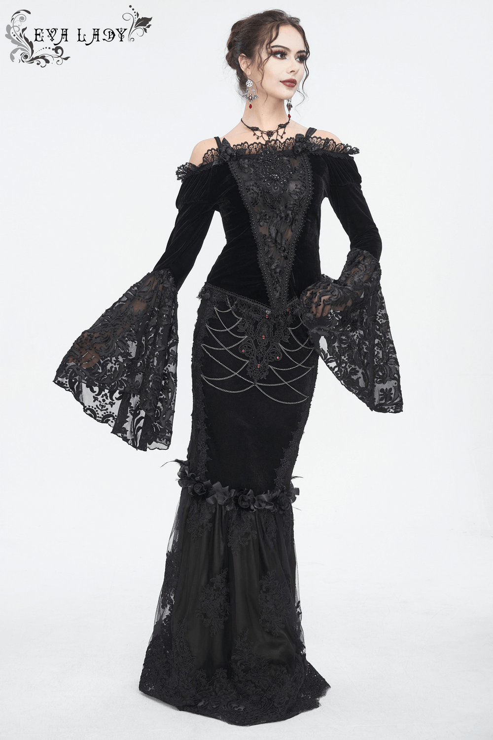 Gothic-Style Skirt with Lace Details and Floral Accents
