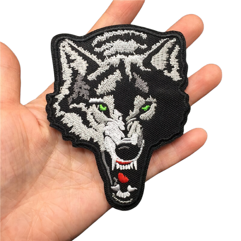 Iron-On Patch Of Angry Green-eyed Wolf Print / Embroidery Accessories For Clothes