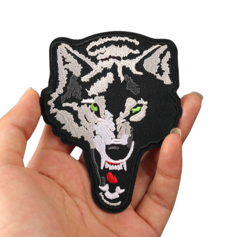 Iron-On Patch Of Angry Green-eyed Wolf Print / Embroidery Accessories For Clothes