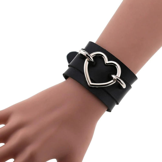 Leather Wristband Cuff Bracelets with Heart / Emo Fashion Bracelets for Women and Men