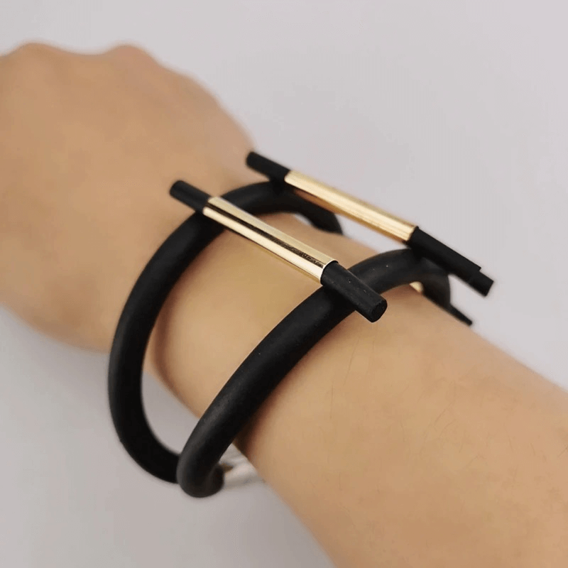 Luxury Black Color Charm Bracelets with Magnetic Clasp / Punk Style Rubber Wide Bracelets