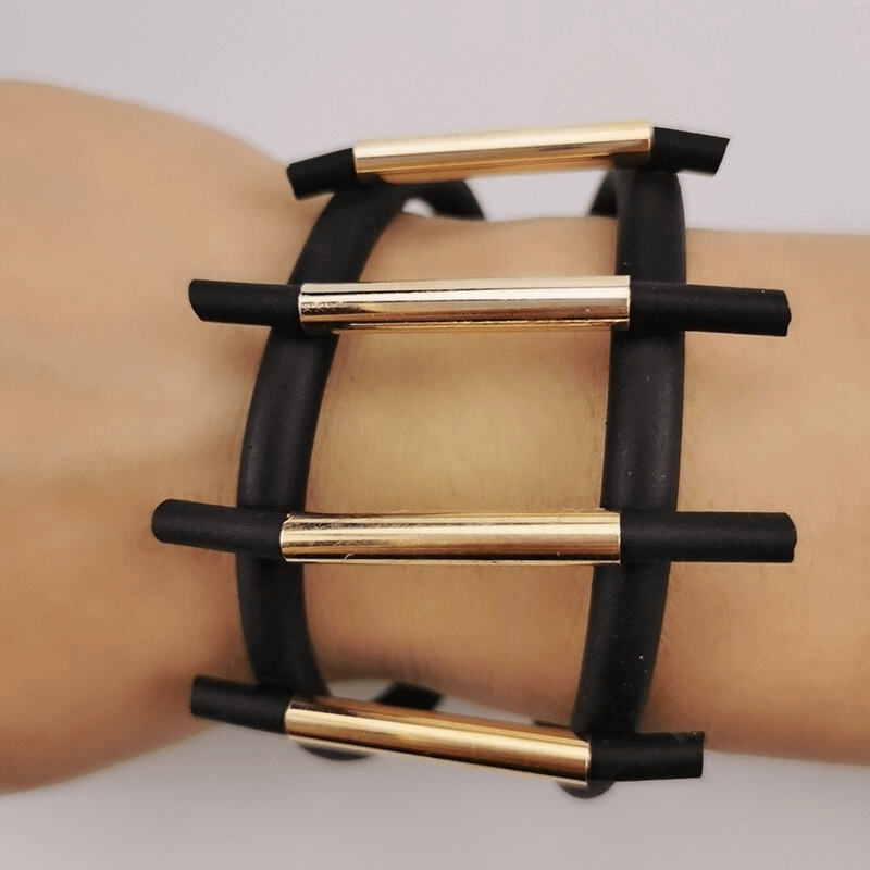 Luxury Black Color Charm Bracelets with Magnetic Clasp / Punk Style Rubber Wide Bracelets