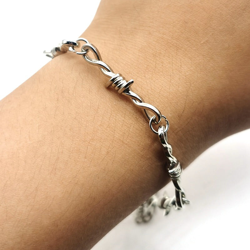 Men's And Women's Iron Wire Bracelet With Thorns / Gothic Style Barbed Wire Unisex Jewelry