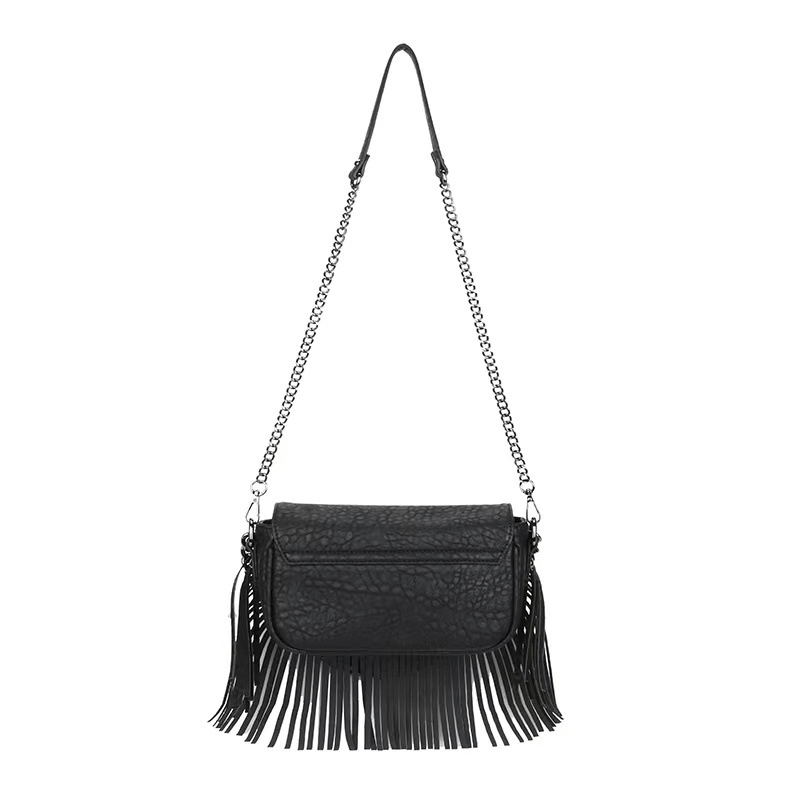 Metal Skull Fringed Shoulder Bag for Women / Gothic Black Bag With Chain Decor