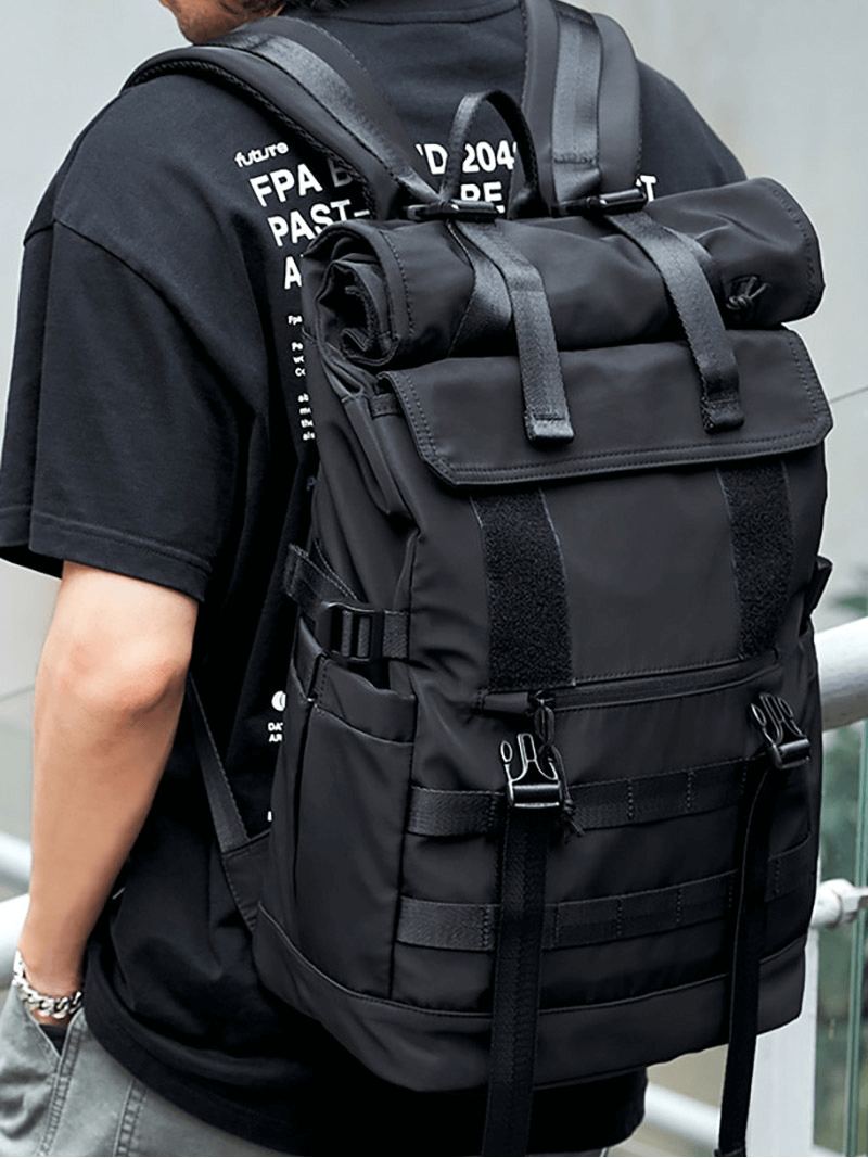 Motorcycle Waterproof Large Backpack / Wear-resistant and Scratch-resistant Travel Backpacks