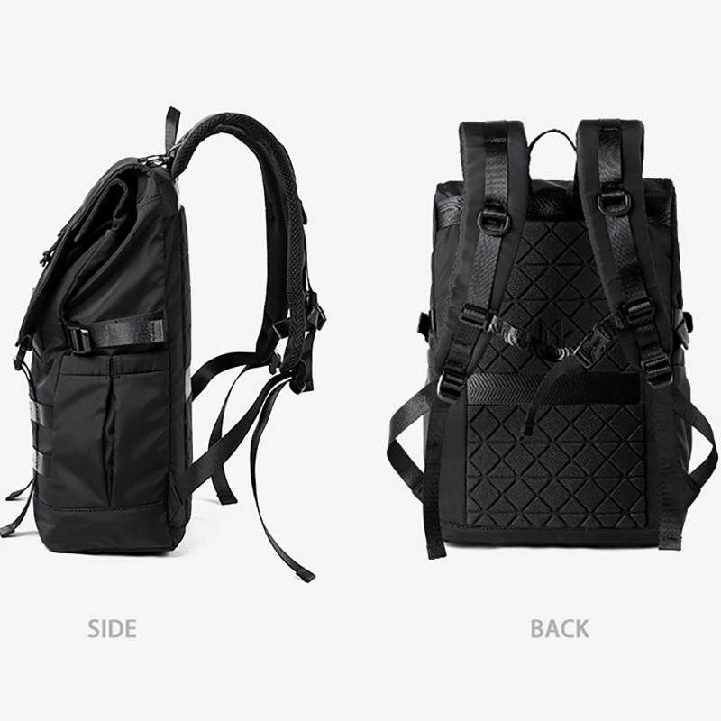 Motorcycle Waterproof Large Backpack / Wear-resistant and Scratch-resistant Travel Backpacks