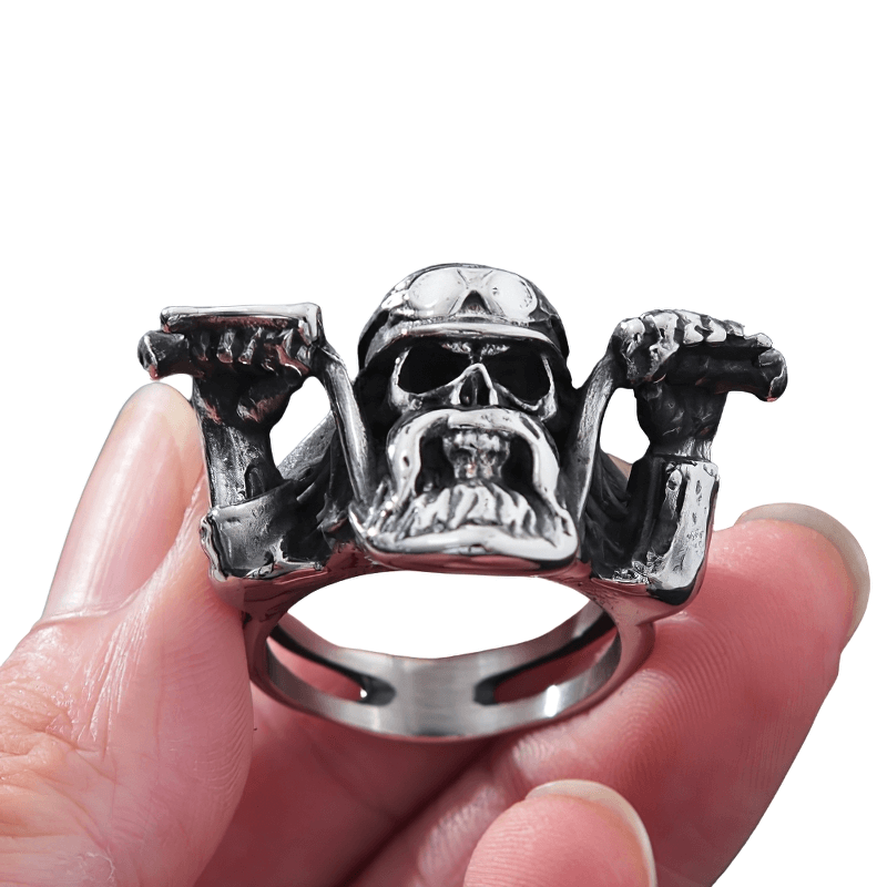 Punk Rock Motorcyclist Skull Ring For Men / Stainless Steel Biker Accessories