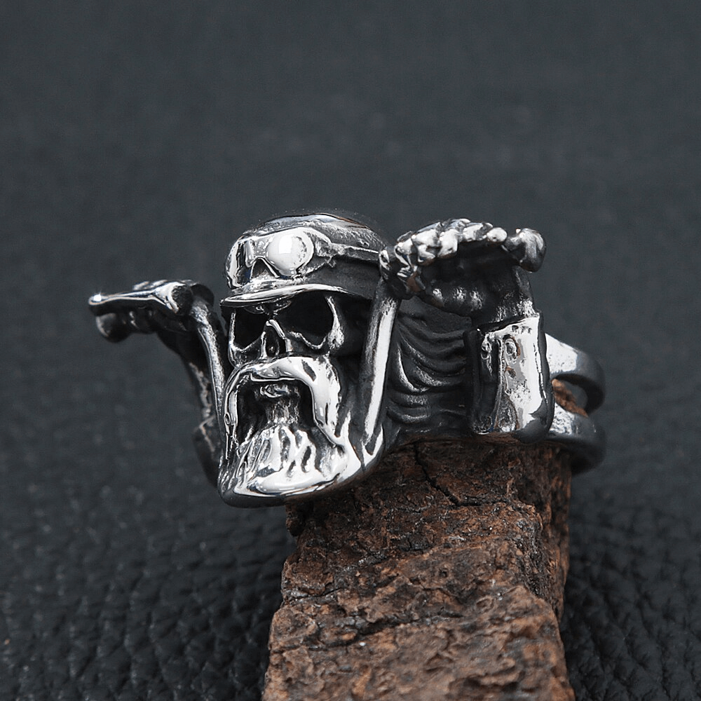 Punk Rock Motorcyclist Skull Ring For Men / Stainless Steel Biker Accessories
