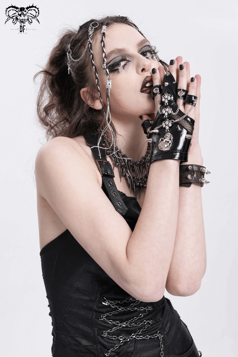 Punk Skull Studded Half-Finger Gloves with Chains