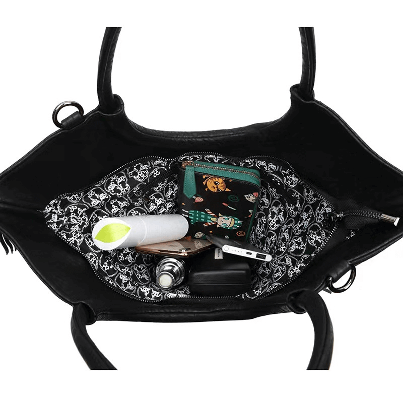 Rivets Skull Crossbody Bag with Tassels / Women's Large Capacity Handbag