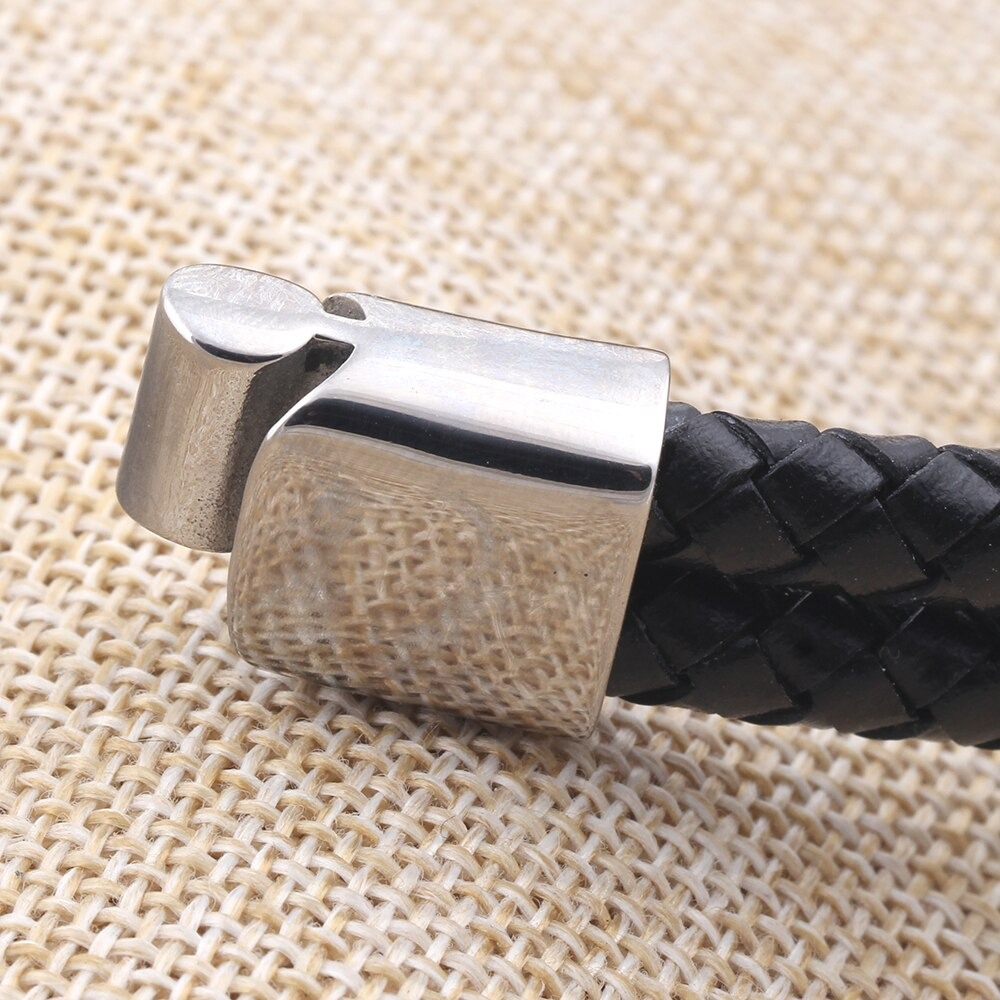 Rock Braid Leather Bracelet / Men's and Women's Vintage Bangle / Stainless Steel Jewel with Toggle