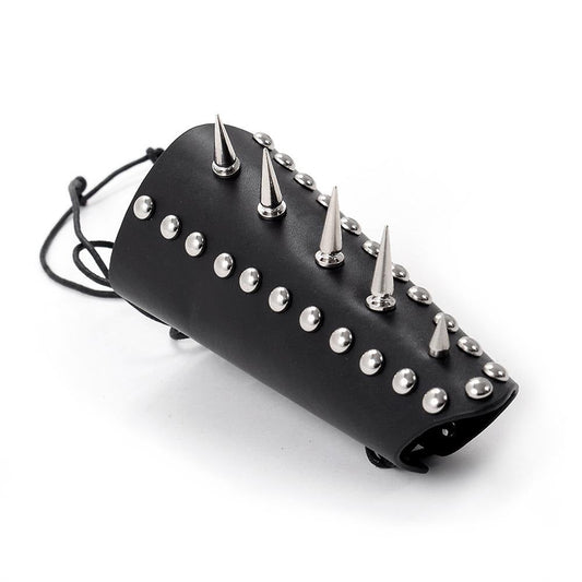 Rock Style Stainless Steel Rivet Genuine Leather Wrist Strap / Vintage Protection Bracelet