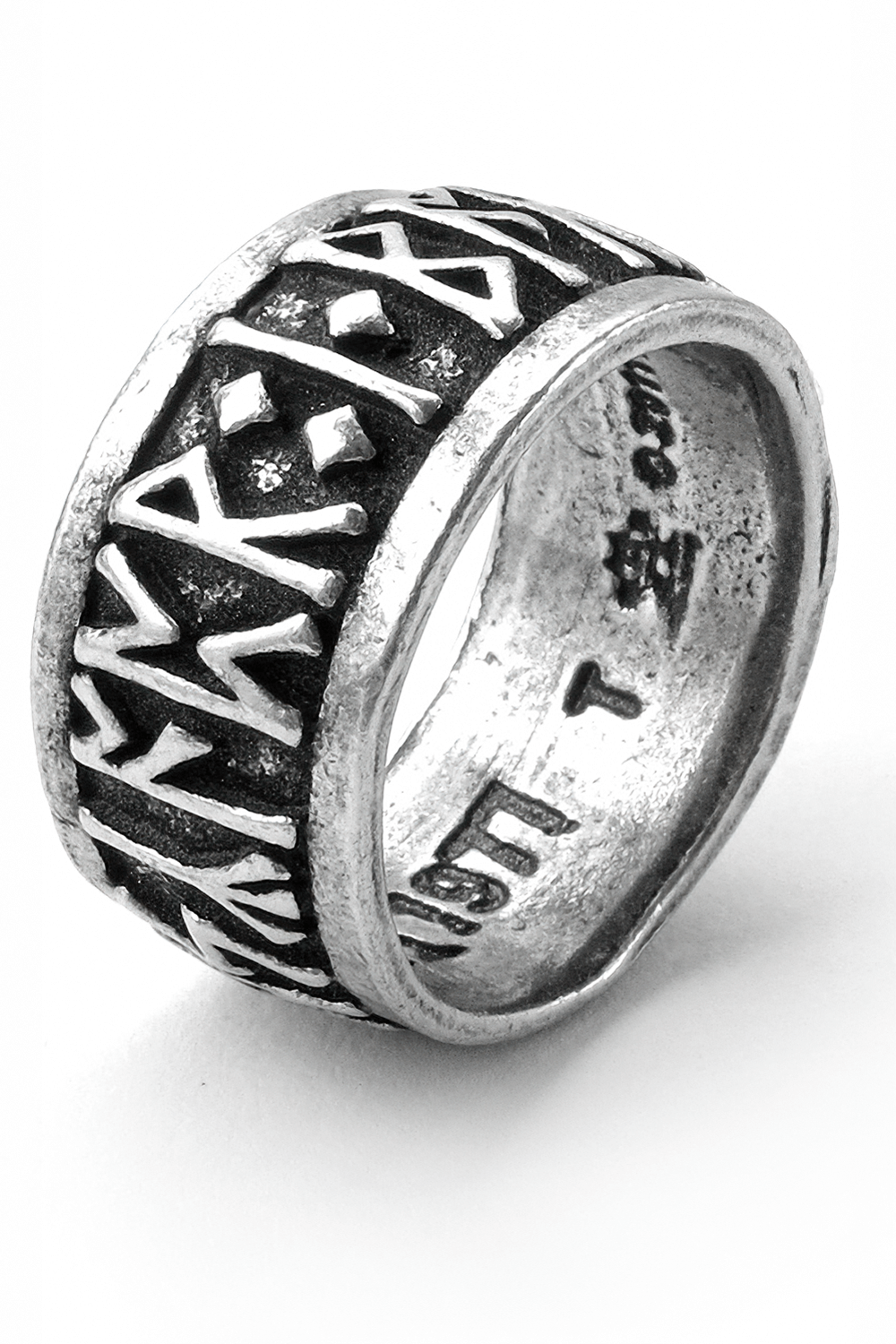 Runic Metal-Wear Ring with Deep-Cut Nordic Runes