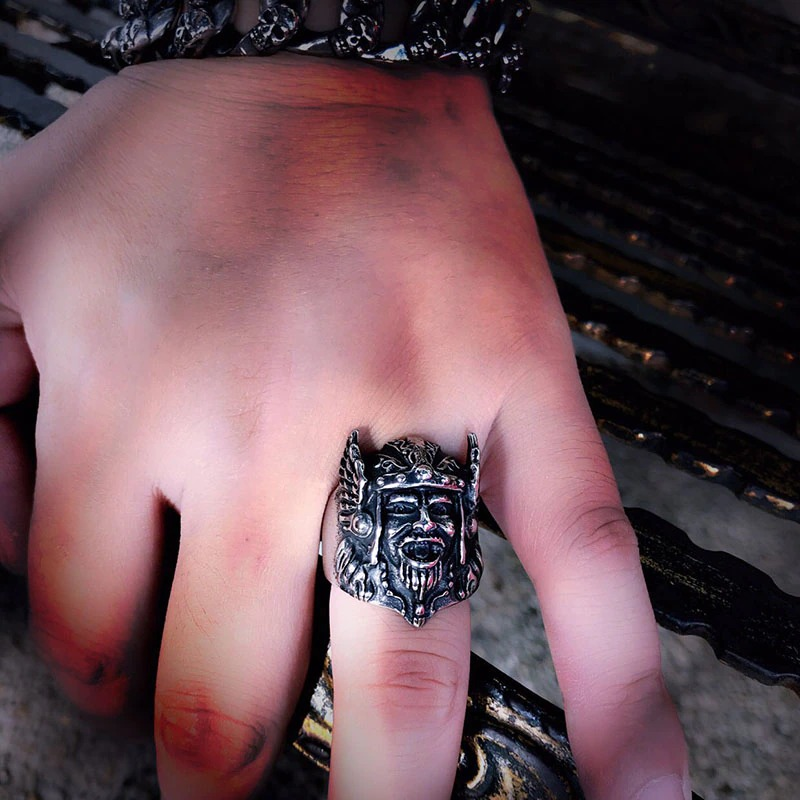 Scandinavian Ring with Odin's Head / Women and Men Stainless Steel Ring