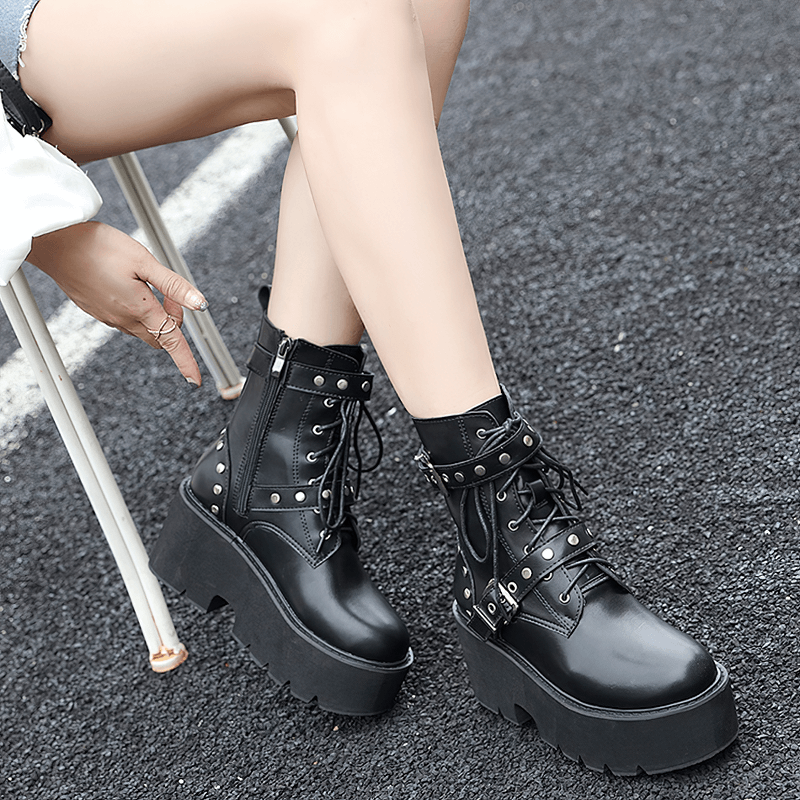 Sexy Black PU Leather Women's Combat Boots With Rivets / High Heels Steampunk Style Platform Shoes